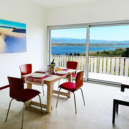 Panohome Porto Pino